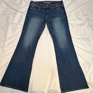 American Eagle Outfitters Women's Dark Blue Flare Jeans